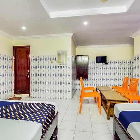 Spot On Sri Surya Lodge Guntur Luaran gambar